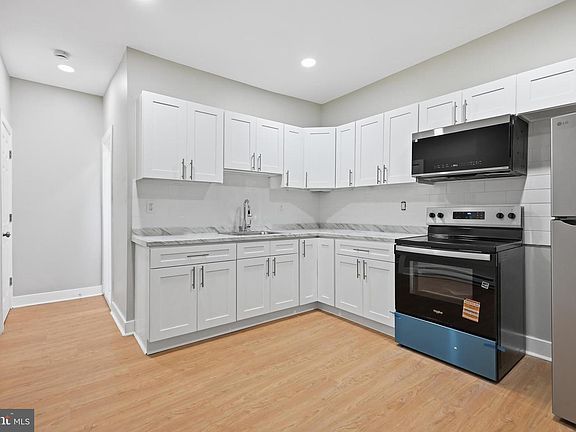 4th image of 357 Mantua Ave