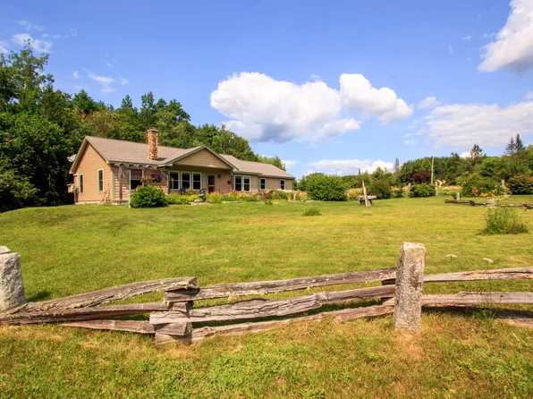 42 South Mitchell Road, Troy, ME 04987