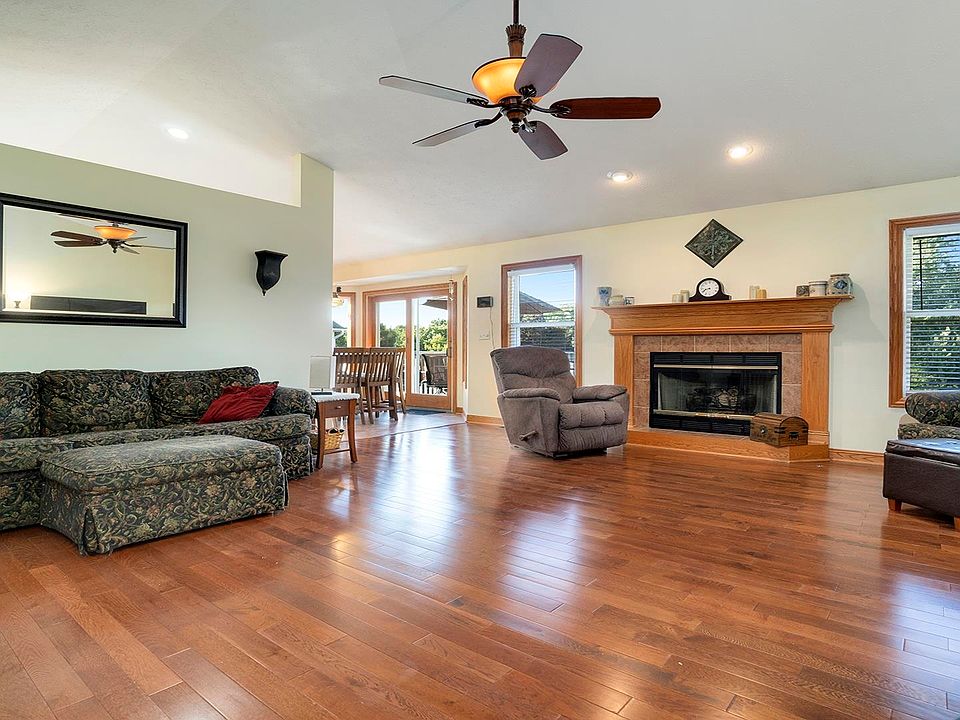 669 Lake Summerset Rd, Davis, IL 61019 Zillow