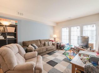 1825 Biltmore St NW #B, Washington, DC 20009