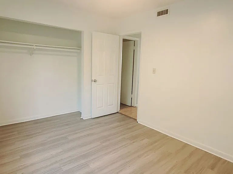 County View Apartments — Photo 14