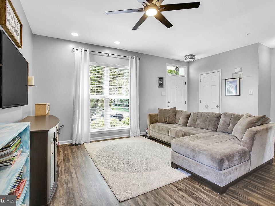 1st image of 2190 Sewanee Dr