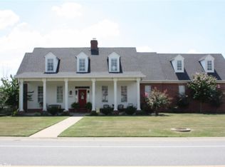 1990 Penny St, Conway, AR 72034