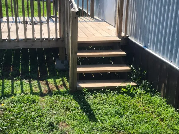 8364 Cedar St, Connelly Springs, NC