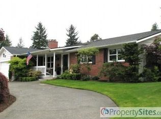 914 Manor Dr, Fircrest, WA 98466