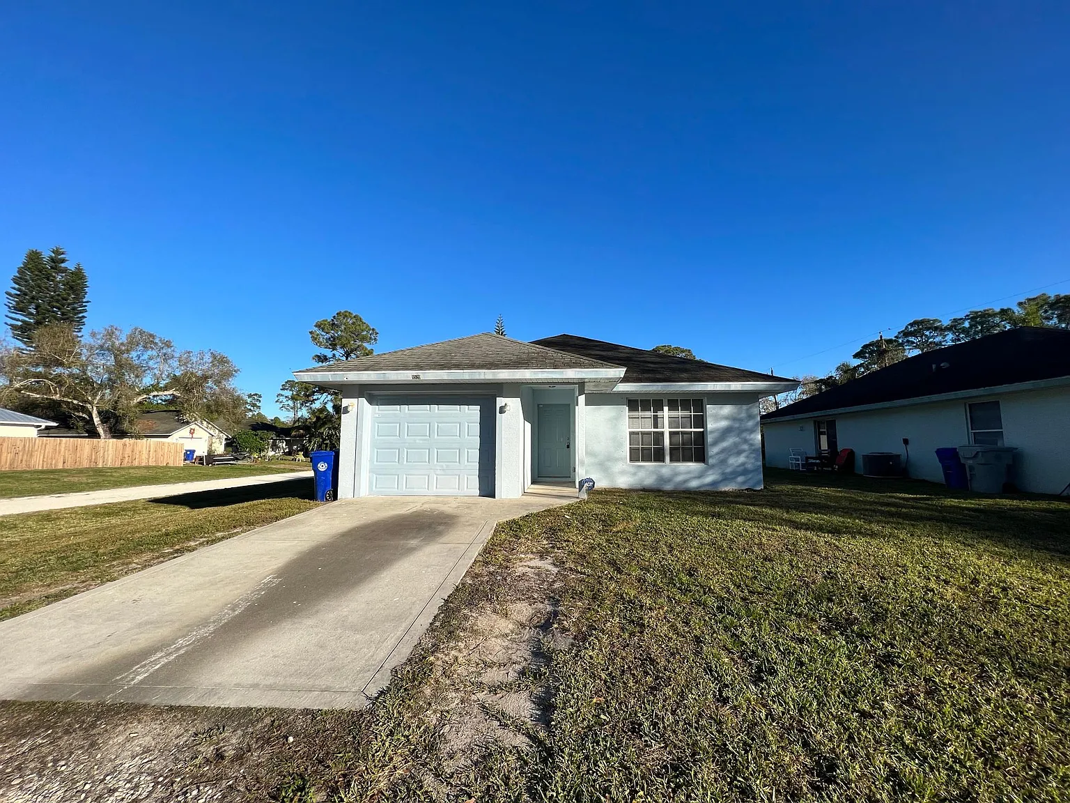 3 bed, 1156 sqft, $1,800 — Photo 3
