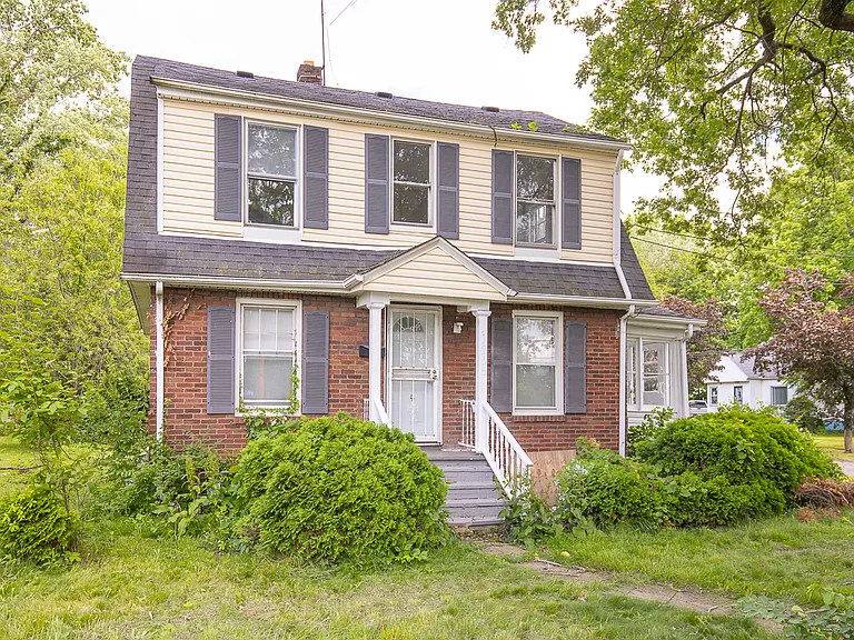 1255 Superior Ave — Photo 30