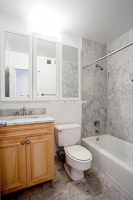 Rented by Mirador Real Estate | media 61