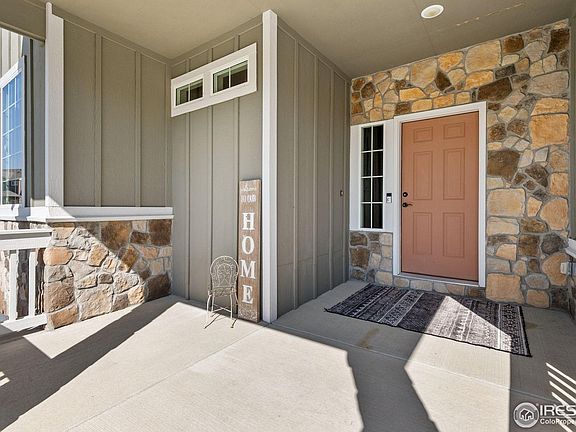 3rd image of 1521 Lake Vista Way