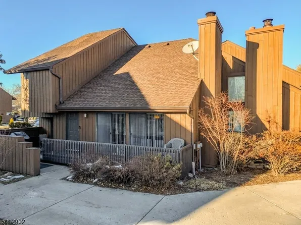 9 Kingsberry Dr, Franklin Twp., NJ 08873