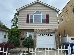 281 Alpine St, Perth Amboy, NJ 08861