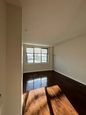 Rented by Batra Group Inc | media 21