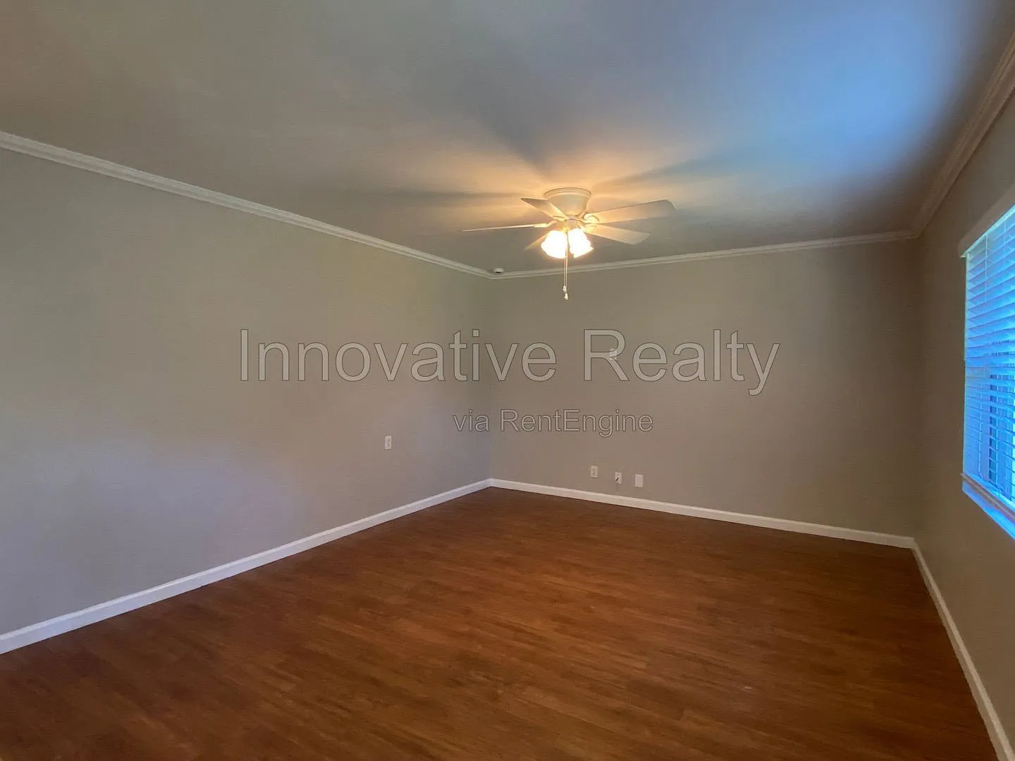 2 bed, 1.0 bath, 908 sqft, $1,450 — Photo 4