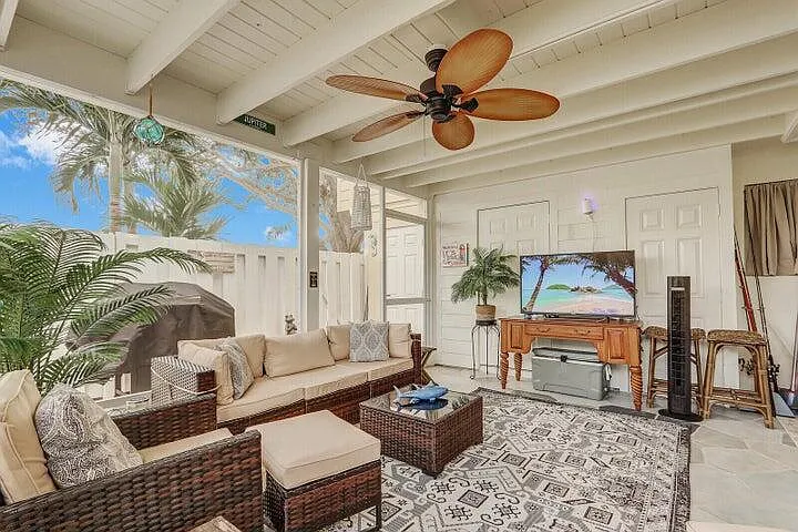 237 Seabreeze Cir — Photo 19