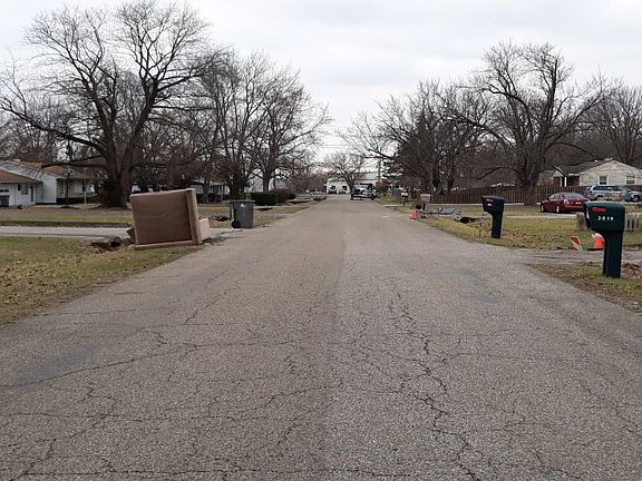 4th image of 3017 N Elmhurst Dr