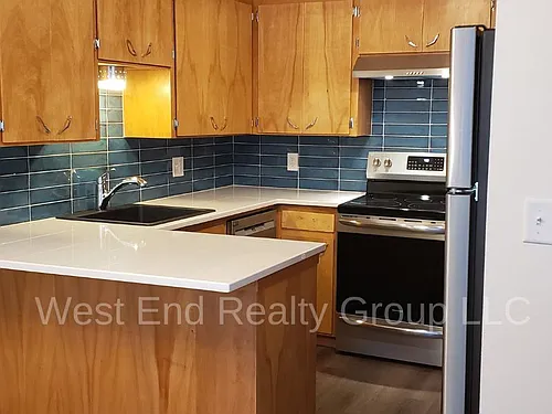 346-352 West 5th Street - 352 Photo 1