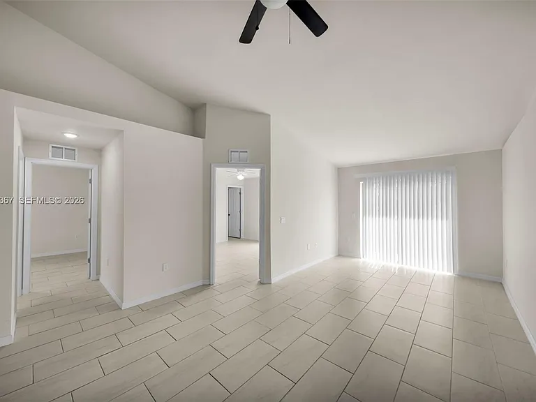 4106 SW 7th Pl — Photo 10