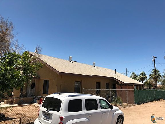 4th image of 420 W Commercial Ave