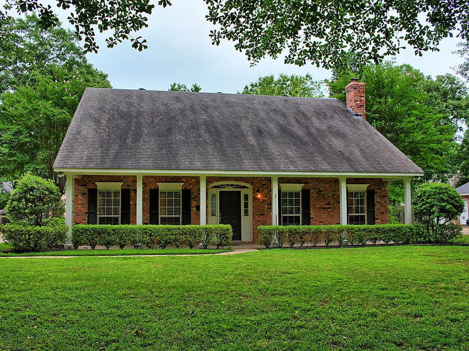 1st image of 4048 Woodway Dr