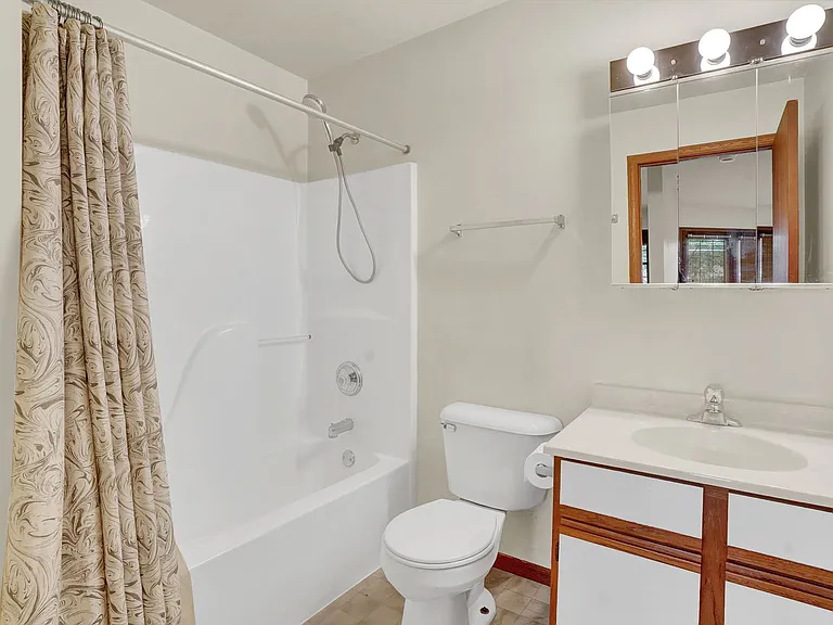 330 Leah Ln #2C — Photo 15