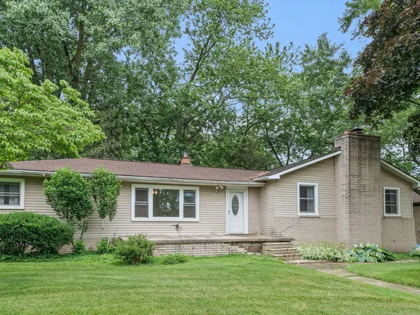 829 Markdale St, Lake Orion, MI 48362