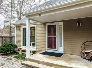 94 Fifer Ln, Lexington, MA 02420