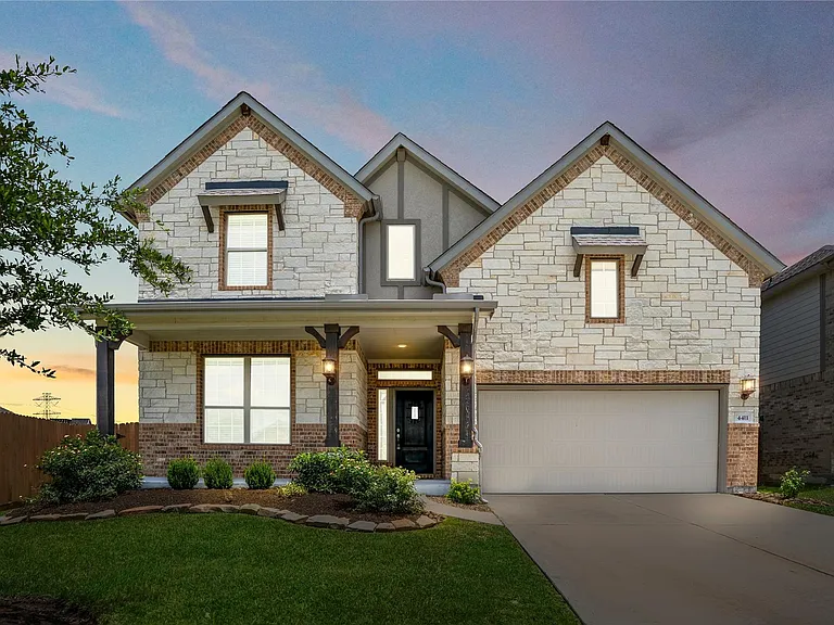 4411 Mimic Dr — Photo 1