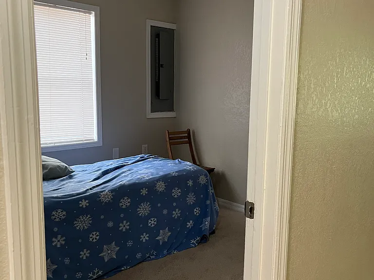 1003 Pennsylvania Ave #1 — Photo 19