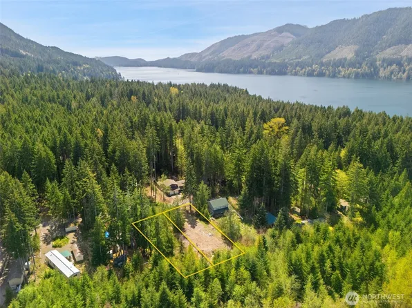 450 N Dow Mountain Drive, Hoodsport, WA 98548