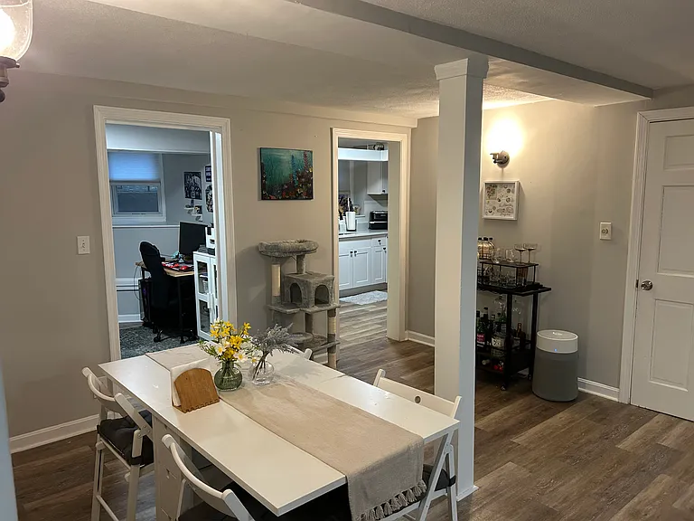 569 Franklin St #7 — Photo 1