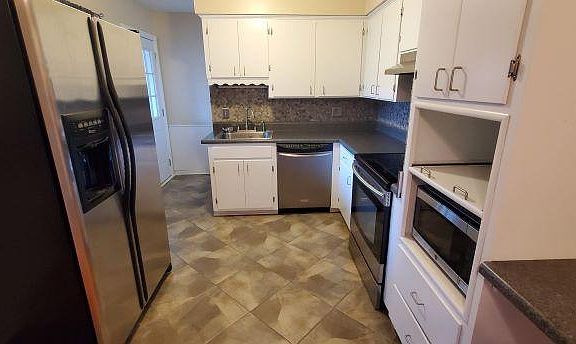 5th image of 2967 Neil Dr