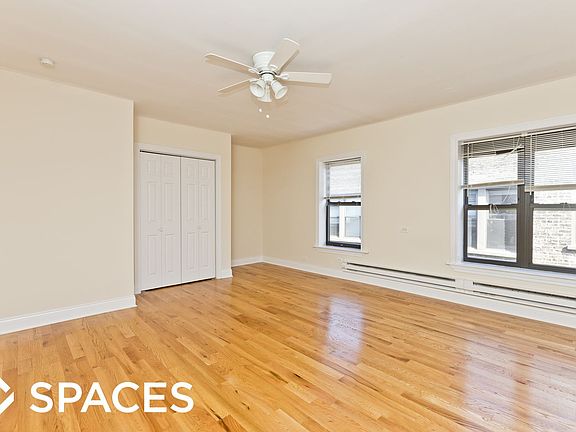 4th image of 817 W Cornelia Ave APT 305A