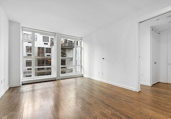 4th image of 133 W 22nd St APT 5K