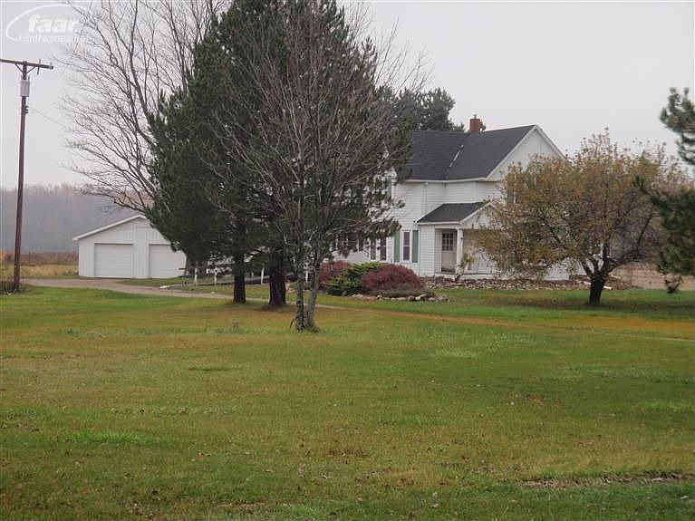 7691 N Lapeer Rd, Fostoria, MI 48435 Zillow