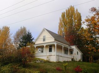 3890 W Blakely Ave NE, Bainbridge Island, WA 98110