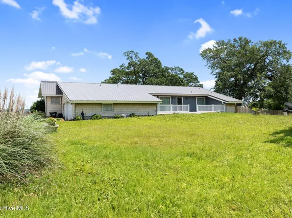 110 Gull Drive, Sneads Ferry, NC 28460