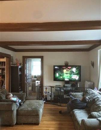 2nd image of 35 Dundee Rd