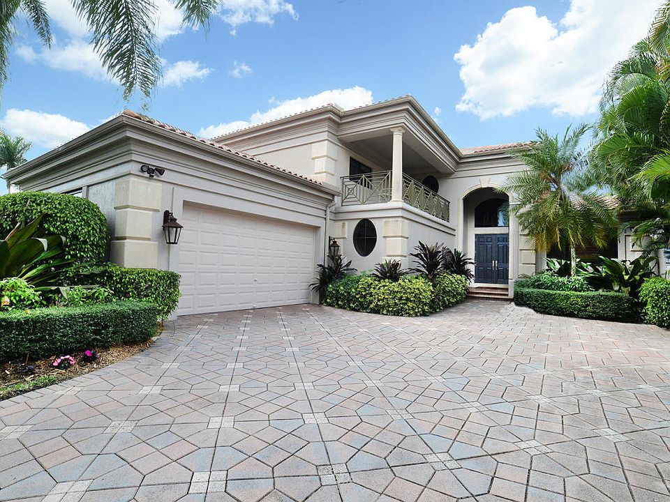 Home For Sale In Broken Sound Country Club