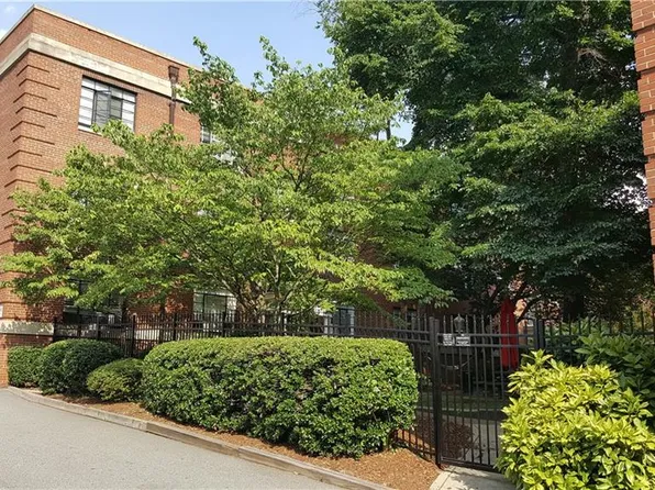 1221 N Main St APT A, High Point, NC 27262