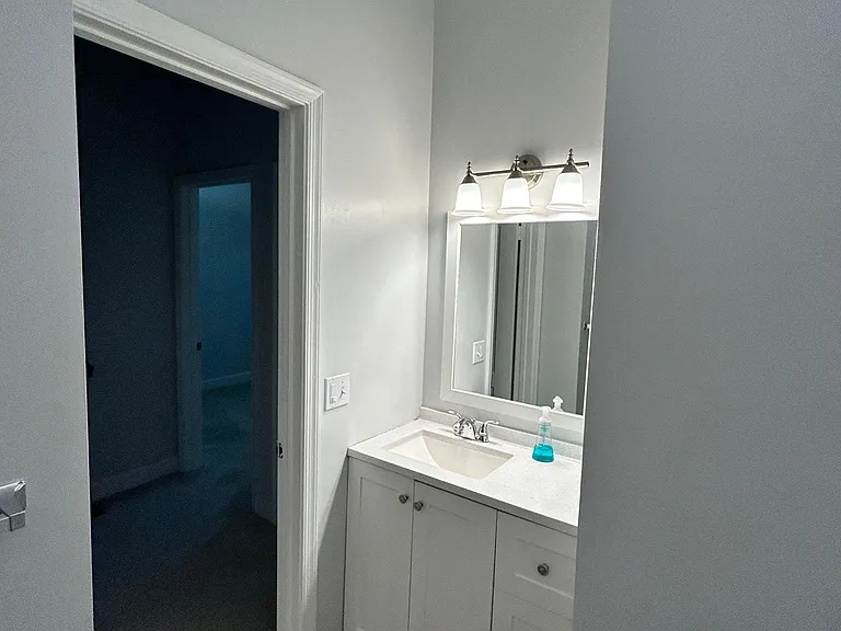8021 Merry Oaks Ct — Photo 43