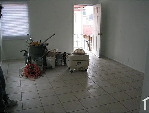 401 W Valencia Dr — Photo 5