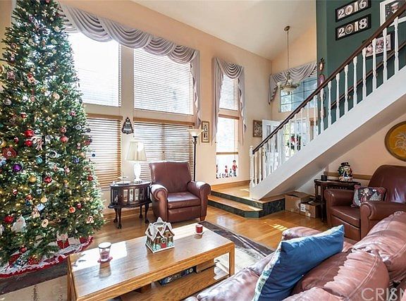 5th image of Begonias Ln