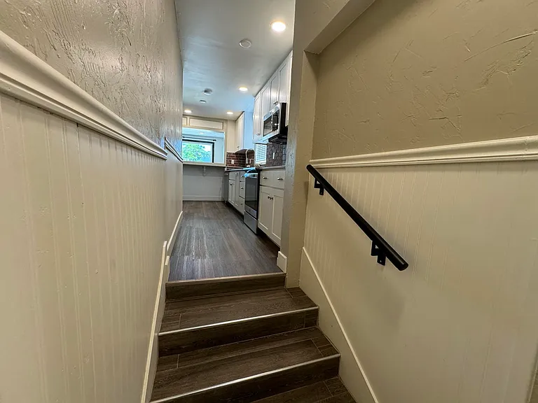 302 N 5th Ave — Photo 14