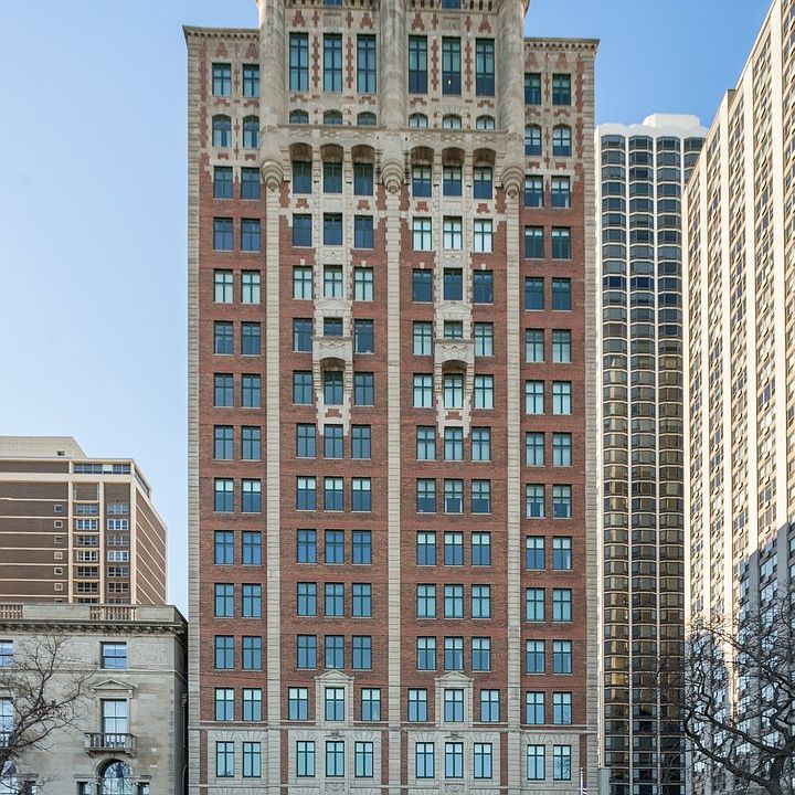 1st image of 1540 N Lake Shore Dr APT 11S