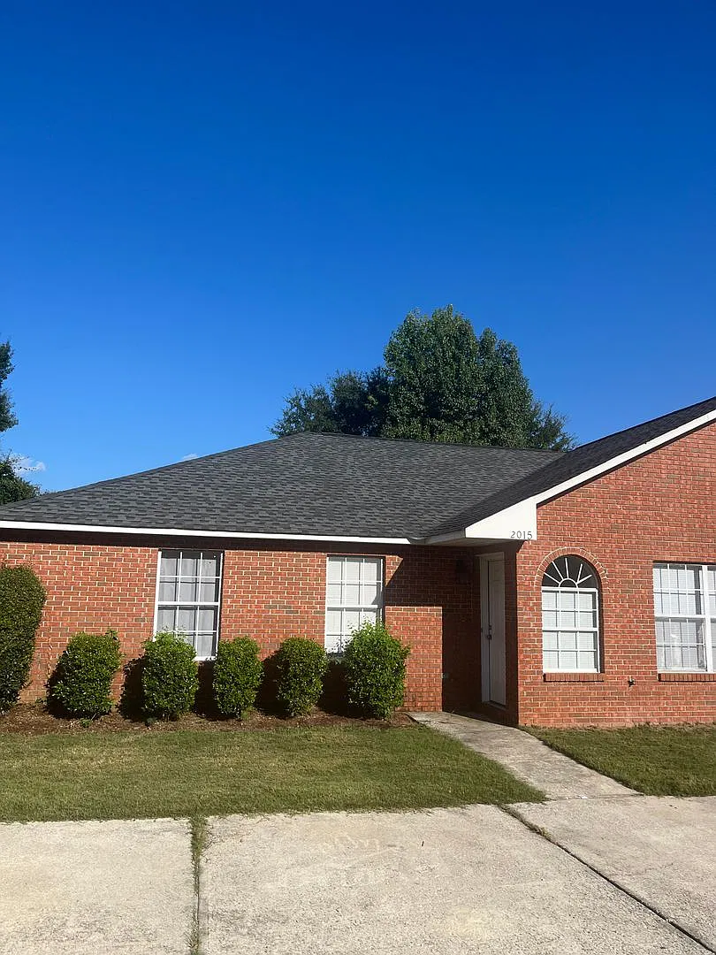 3-Bedroom, 3-Bath Duplex in a Convenient Location! — Photo 1