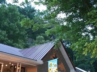 6606 Price Branch Rd, Danville, WV 25053