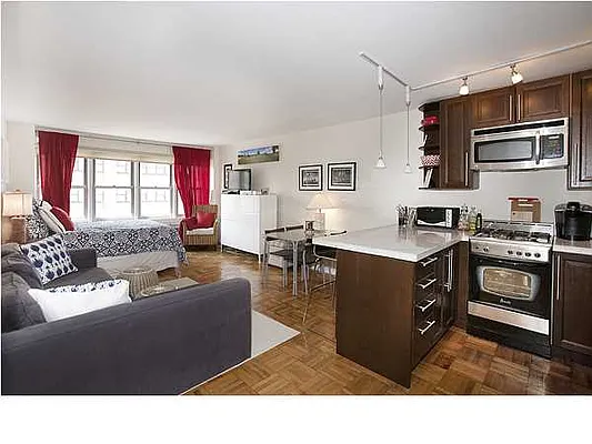 Sold by Evans Real Estate | media 5