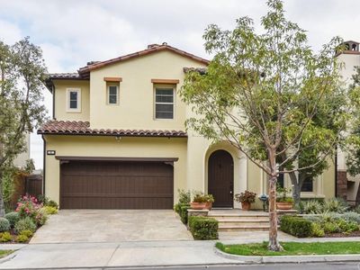 35 Climbing Vine, Irvine, CA, 92603