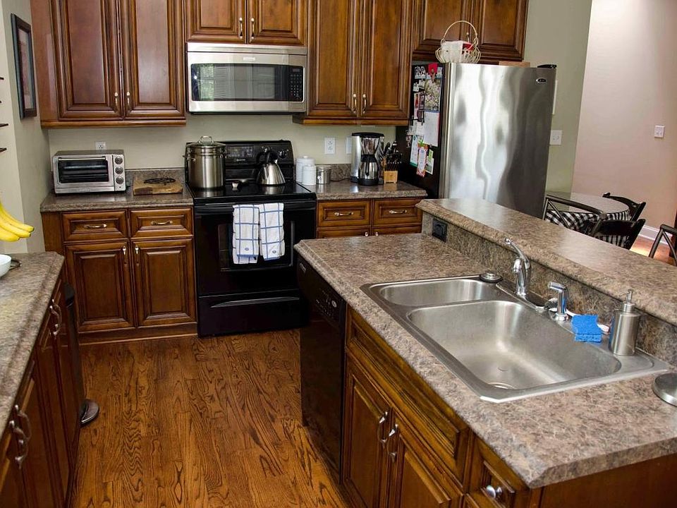 1st image of 1700 Floyd Ave #2