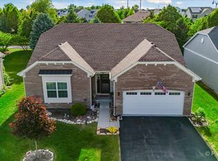 11995 Robb Ct, Huntley, IL 60142